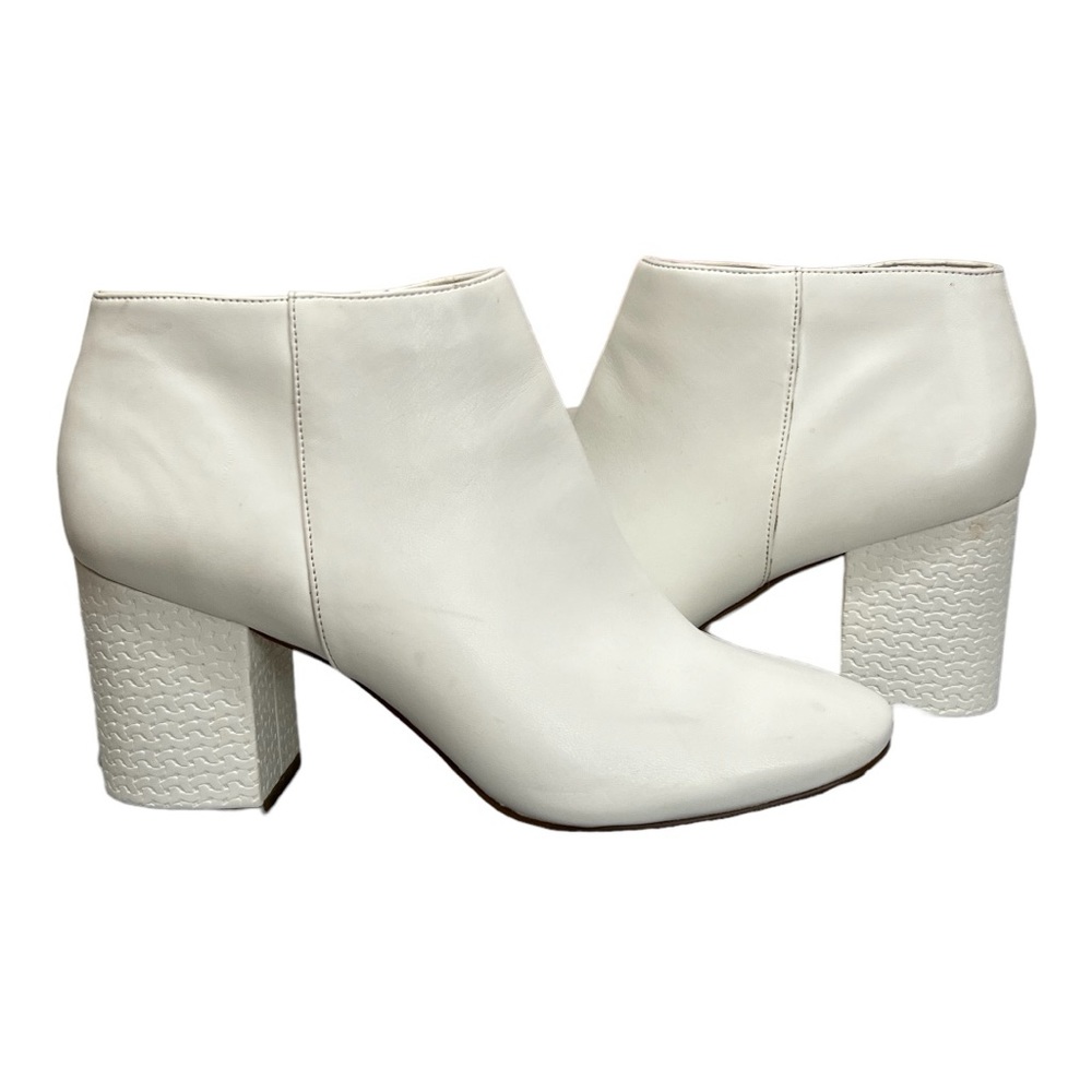 Katy Perry  White Chunky Heel Booties Size 10